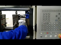 プラスチック部品の製造プロセス