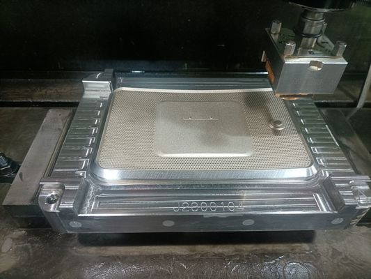 プラスチックでよい注入型の製造業者は、特にダイ カスト、ハードウェア、シリコーンの鋳型の設計および生産