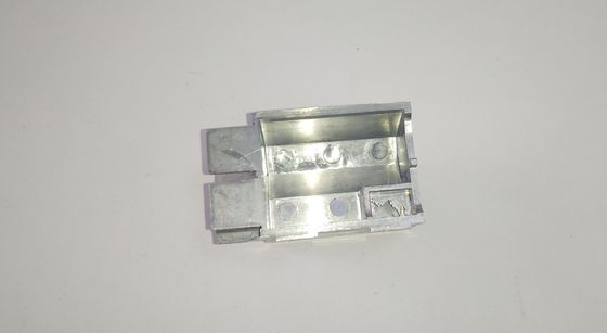 CNC機械化サービス アルミニウム6061の真鍮の銅の鋼鉄ダイス投げられたプロダクト
