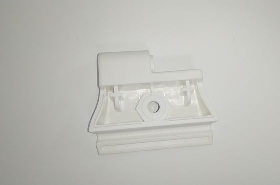 PMMAのシリコーンの注入は部品プラスチック ブラケットのBunnings Chromeのめっきを形成した