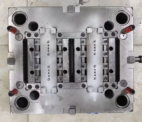 PA6 GF30のABS PP精密射出成形の注文のプラスチック注入型