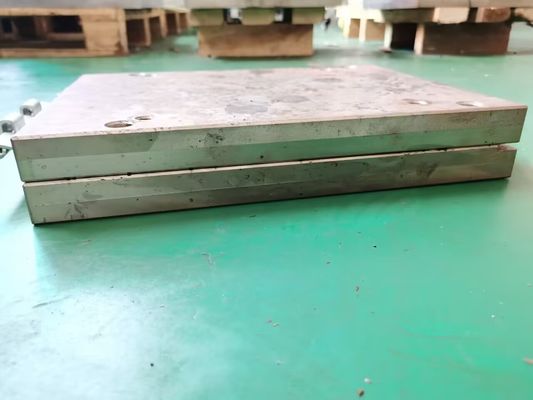 SKD61ゴム製圧縮型のシリコーンの注入型はカスタマイズした