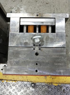 LKM HASCOの注文のABSプラスチック射出成形サービス