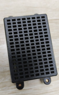 ポーランド製の部品